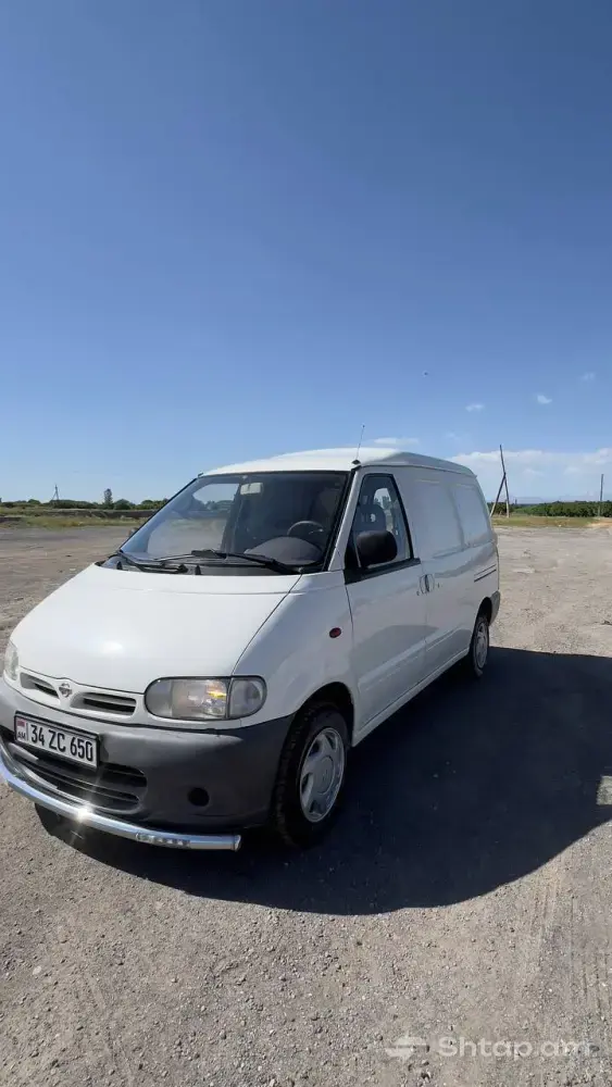 Nissan Vanette Minivan in Perfect Condition 3