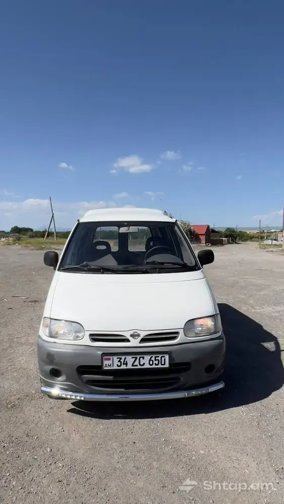 Nissan Vanette Minivan in Perfect Condition 4