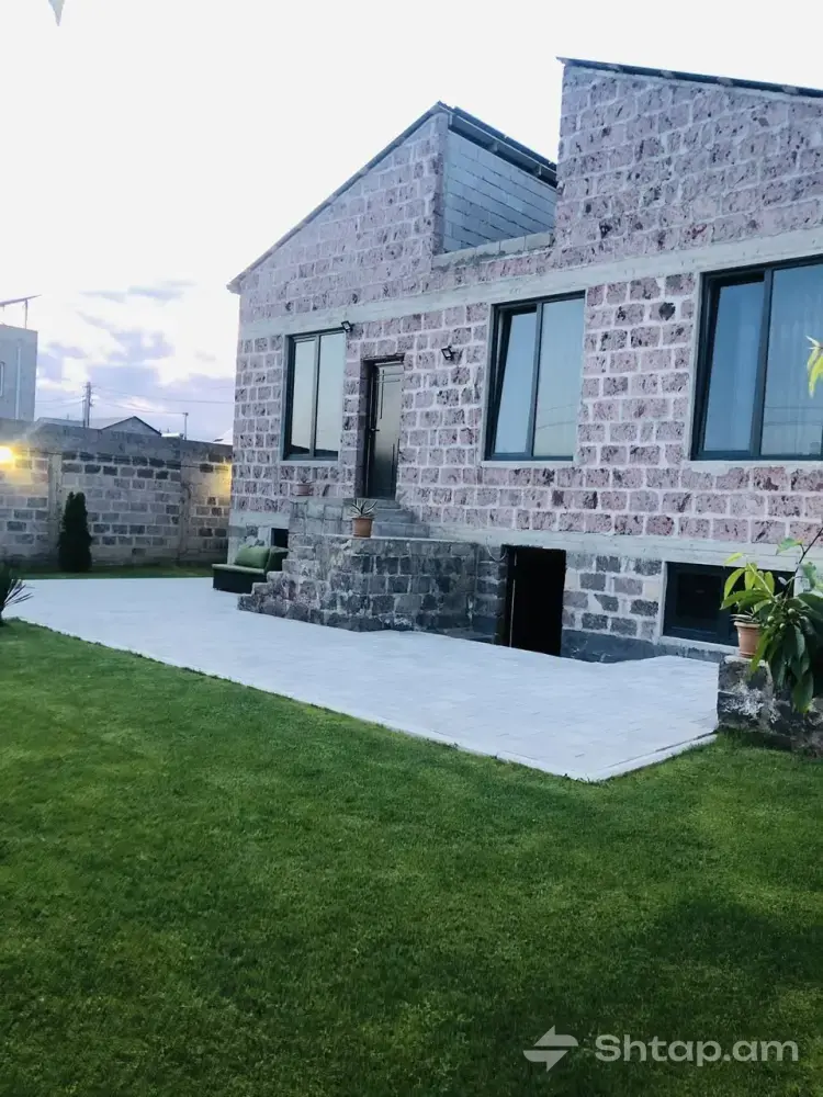 Buy a New House in Zovuni 0