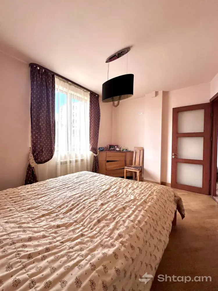 Apartment in New Building at Monument 3