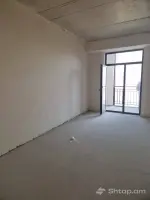 Spacious Apartment in a New Building image thumbnail 2
