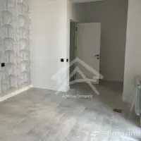 Renovated 2-Room Apartment image thumbnail 3