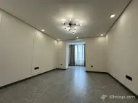 Продается 3-комнатная квартира на ул. А. Хачатуряна image thumbnail 0