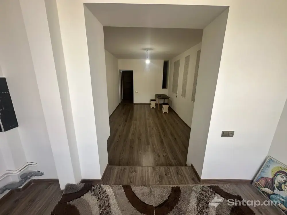 Apartment for Sale in the 2nd Massiv 2