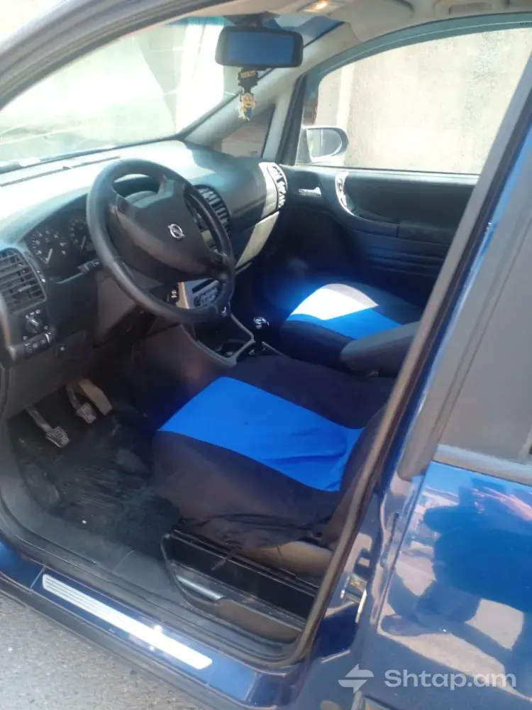 Buy Opel Zafira 2003 3