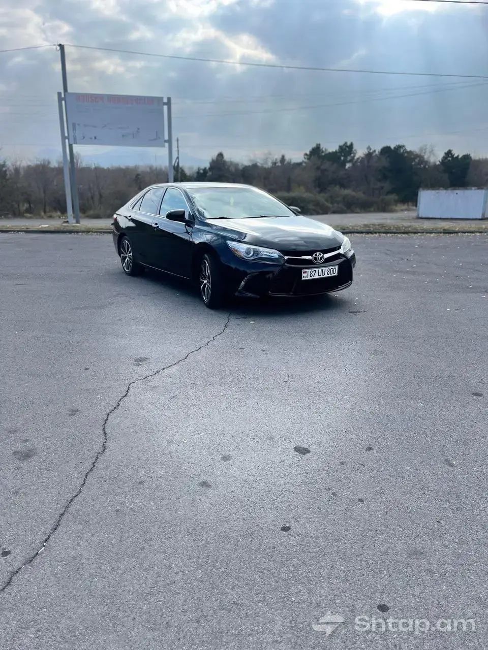 Купить Toyota Camry 2015 1