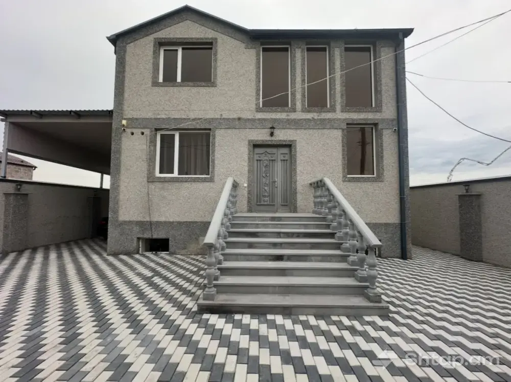 Mansion for Sale in Argavand 0