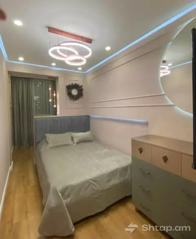 Apartment for Sale on Azatutyan Avenue 2