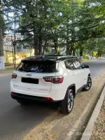 Վաճառվում է շտապ Jeep Compass սպիտակ գույնի ավտոմեքենա image thumbnail 3