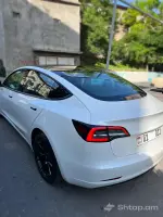 Վաճառվում է Tesla 3 մակնիշի ավտոմեքենա image thumbnail 1