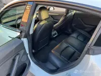 Վաճառվում է Tesla 3 մակնիշի ավտոմեքենա image thumbnail 4