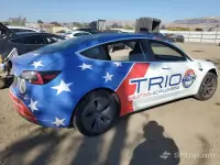 Վաճառվում է Tesla Model 3 2019 - Սպիտակ գույնի image thumbnail 2