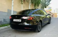 New Tesla Model 3 2023 image thumbnail 3
