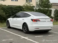 Tesla Model 3 Restyling 2021 image thumbnail 1