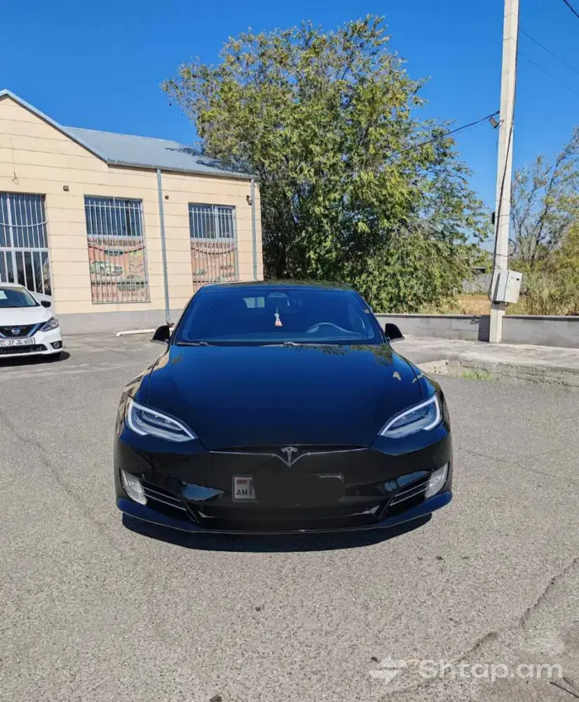 Վաճառվում է Tesla Model S 2017թ. գերազանց վիճակում 0