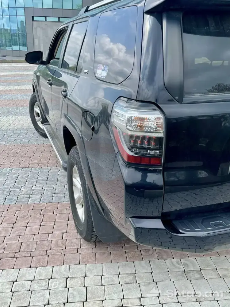 Վաճառվում է Toyota 4Runner SR5 Premium 2020թ. 3