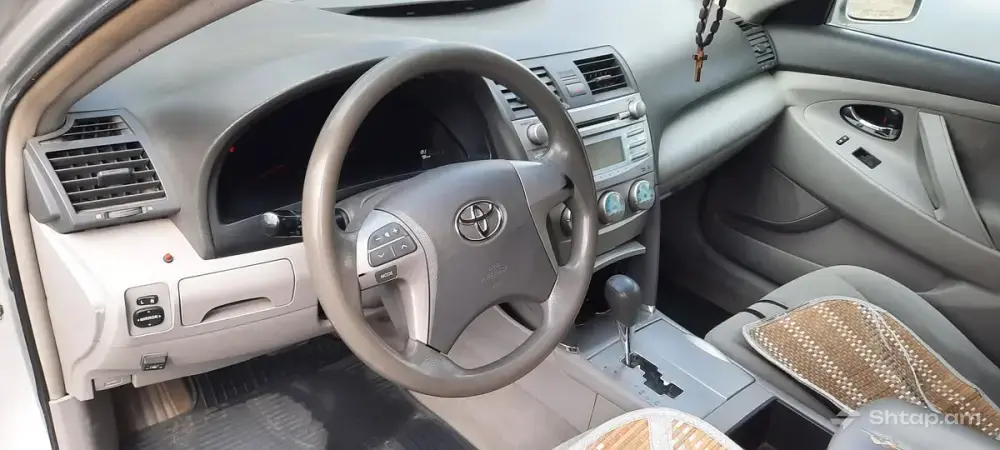 Buy a 2006 Toyota Camry 0