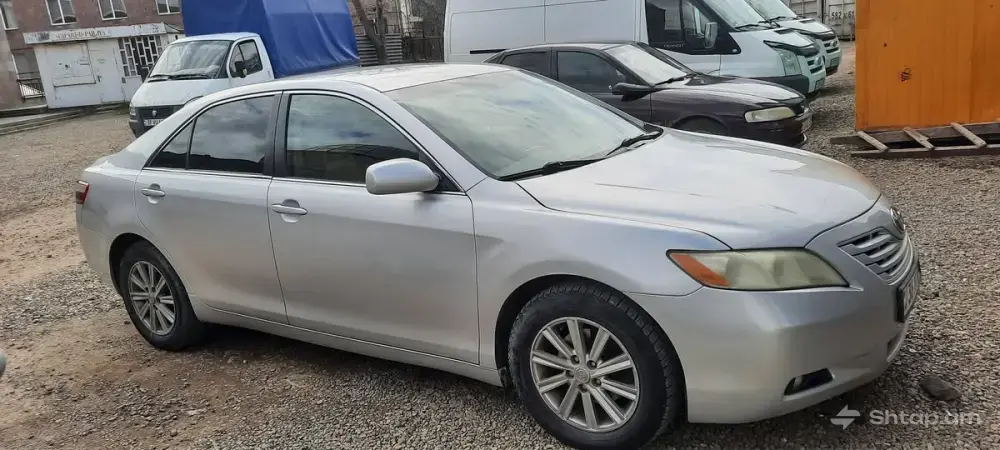 Buy a 2006 Toyota Camry 2