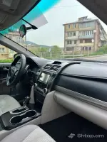 Perfect 2013 Toyota Camry image thumbnail 4