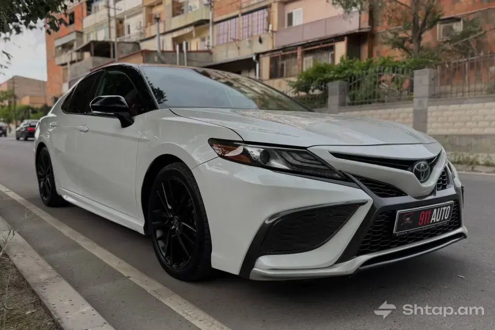 Toyota Camry 2021 XSE Available 2