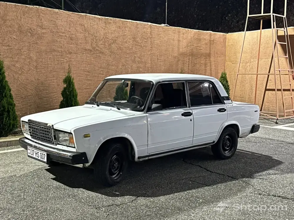Excellent VAZ 2107 Available 1