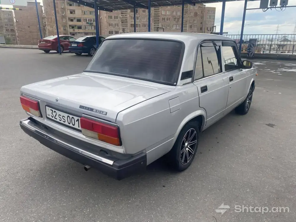 VAZ 2107 Car for Sale 2