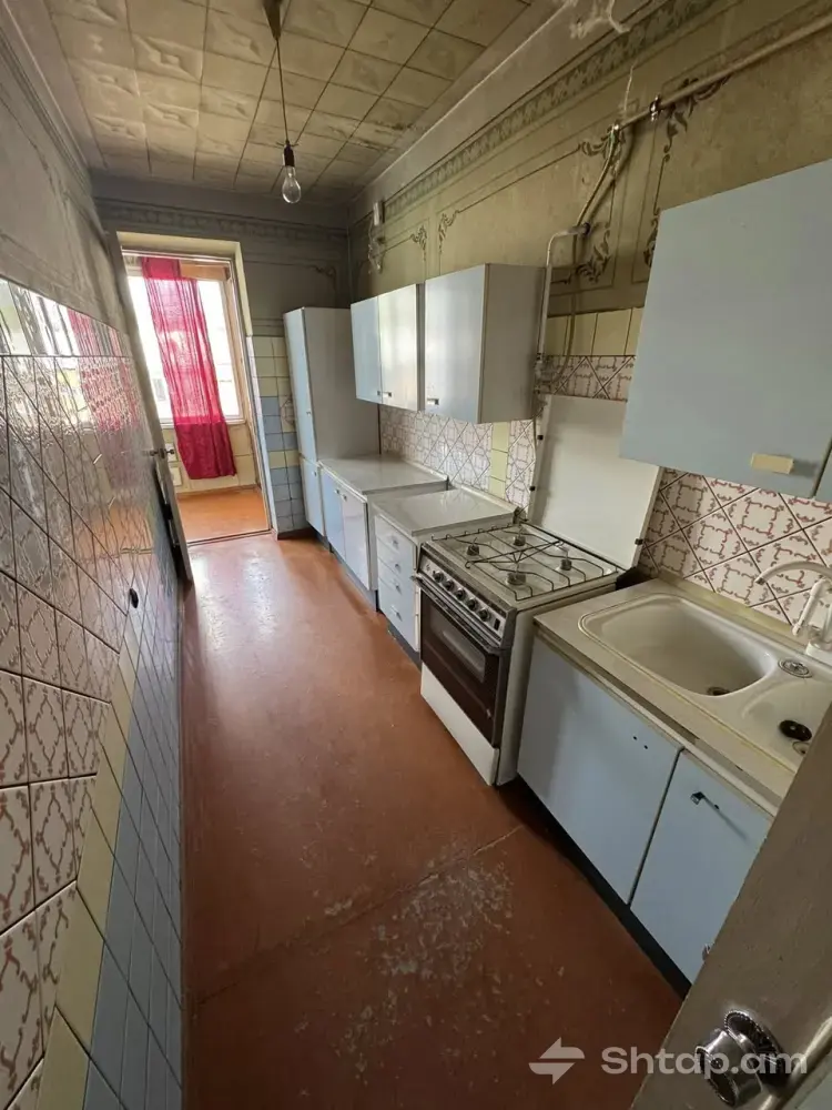 Apartment in Monument District 2