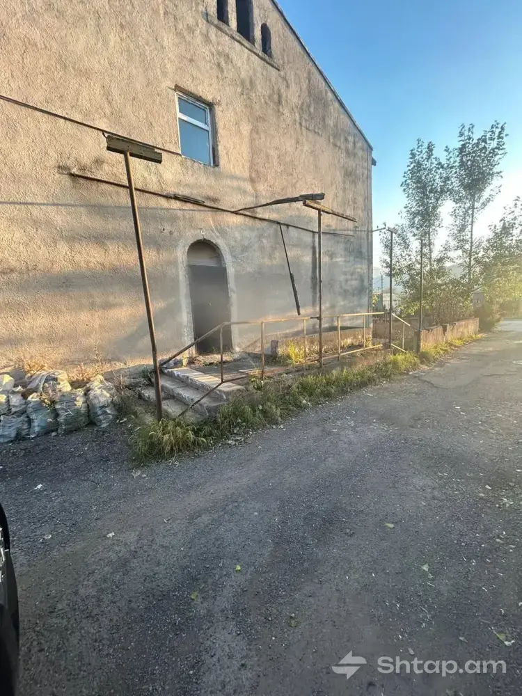 Two-Story Cottage in Stepanavan 1