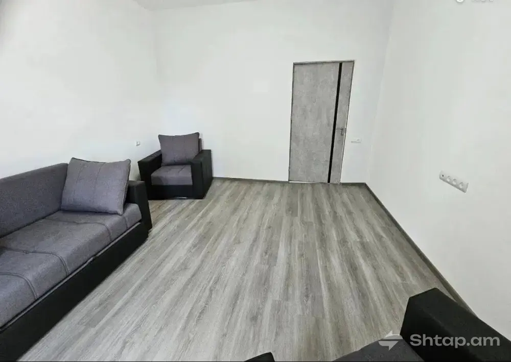 Renovated Apartment on Leningradyan Street 3