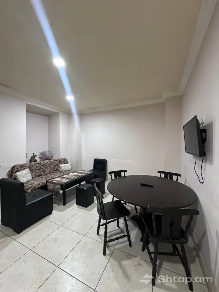 Long-Term House Rental in the Center 0