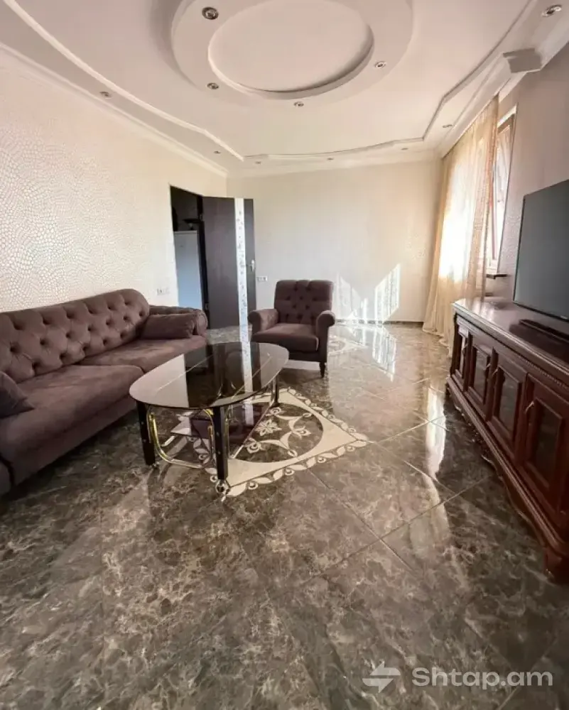 Cozy 2-Room Apartment for Rent 0