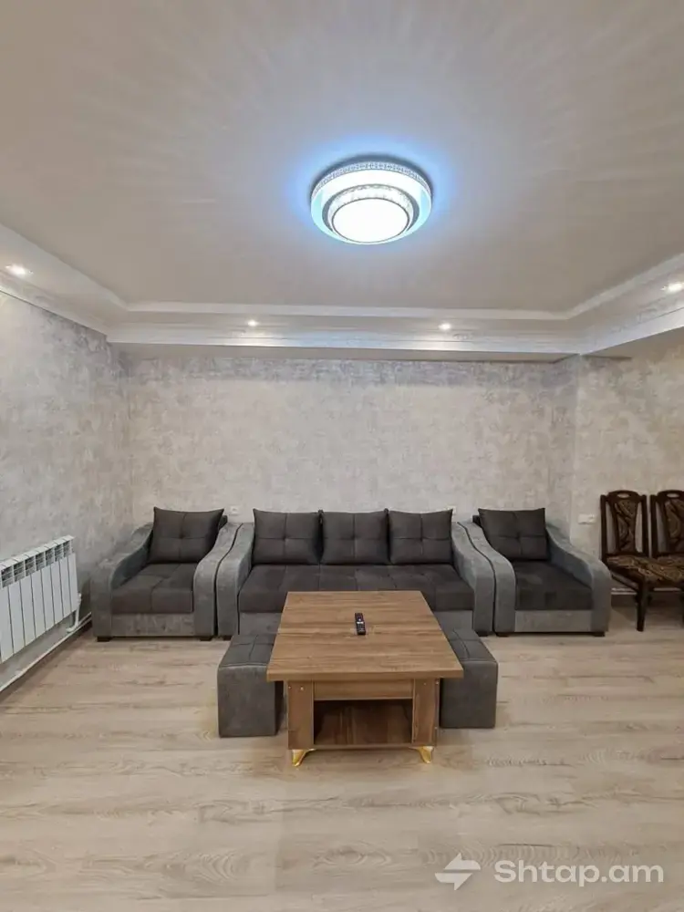 2-Room Apartment for Rent 4