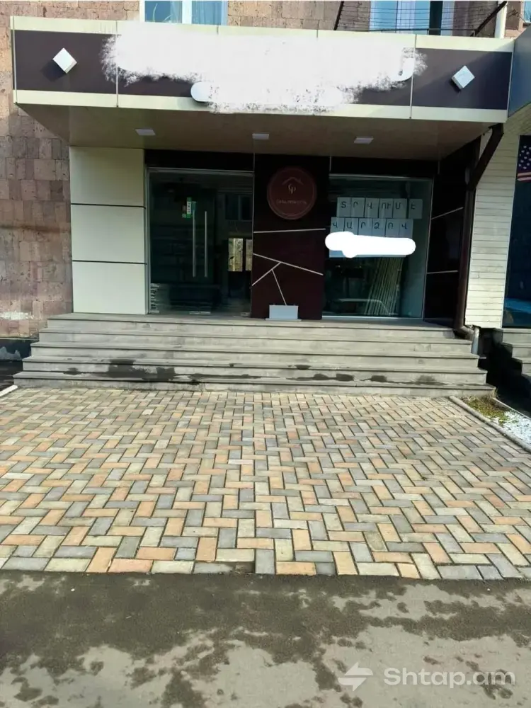 Commercial Space Available for Rent in the Center 0