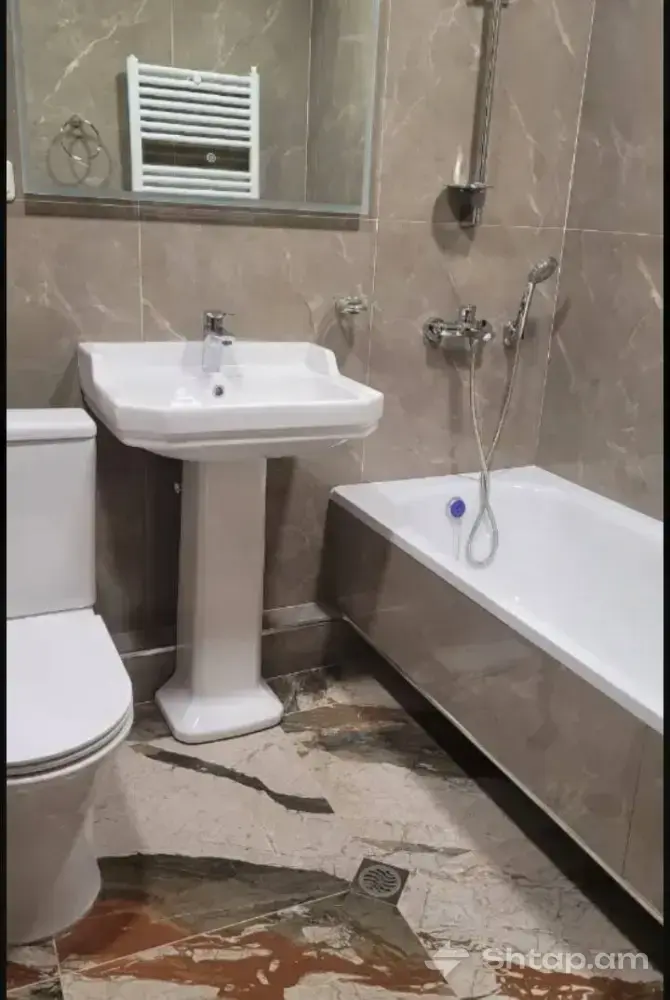 1/2-Room Apartment for Rent 4
