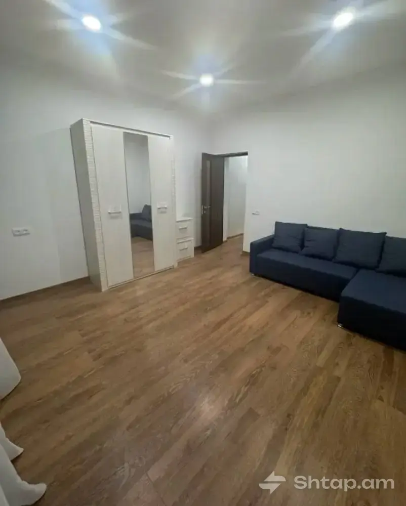 Beautiful 2-Room Apartment for Rent 0