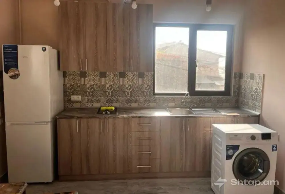 Վարձով 1 հարկանի տուն Վշտունու փողոցում՝ 3 սենյակով 1