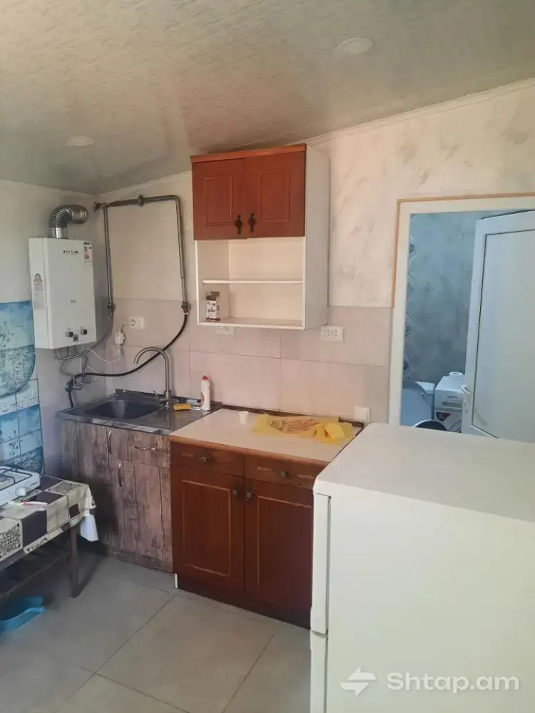 Apartment for Rent in Aygestan District 1