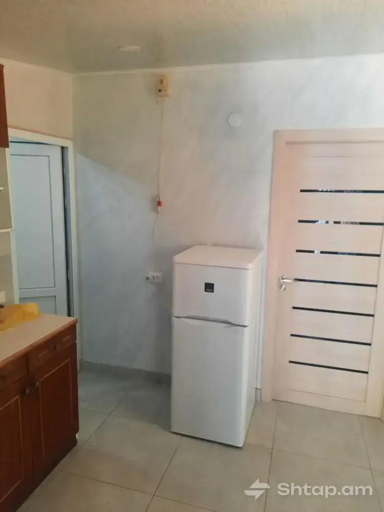 Apartment for Rent in Aygestan District 2