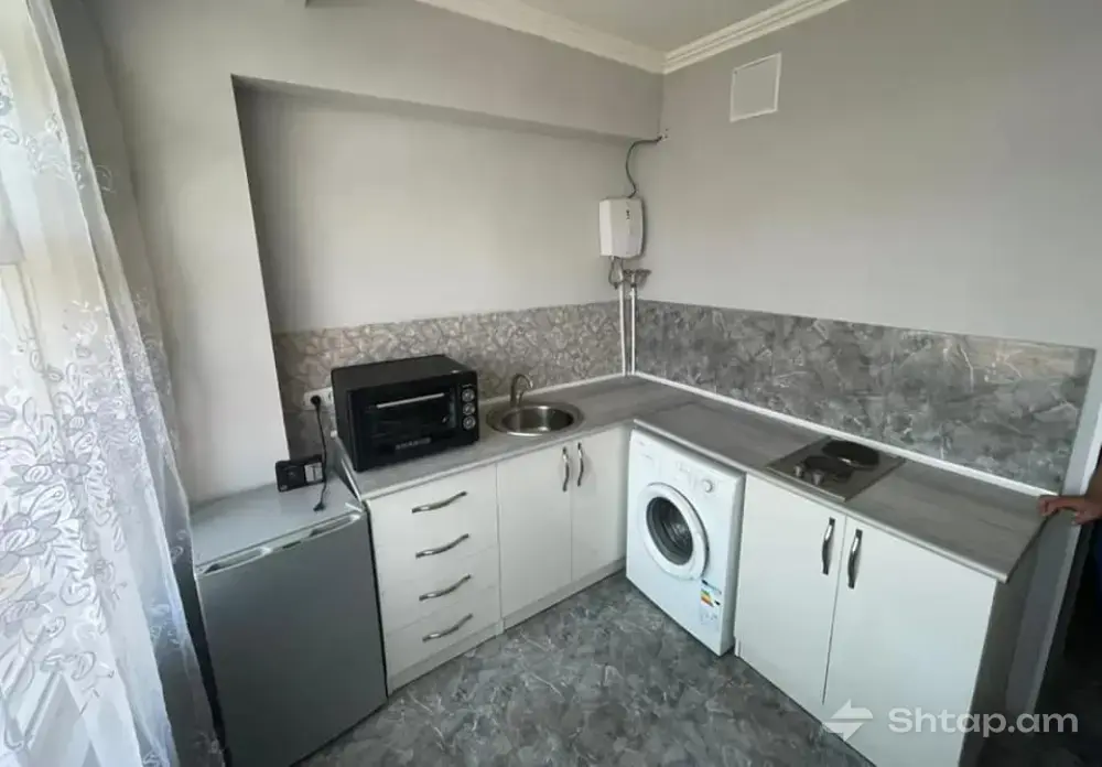 Rent an Apartment in Ajapnyak 0