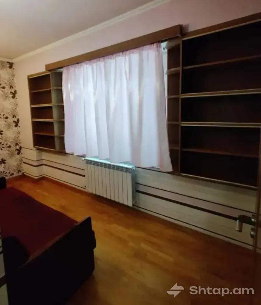 Designer Renovated Apartment for Rent 4