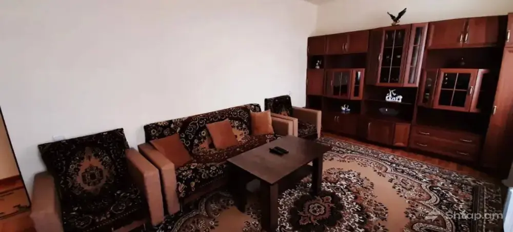 Сдается квартира в Зейтун 0