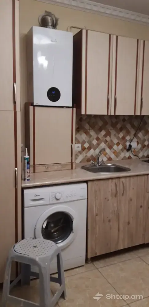 House Rental on Teryan Street 2