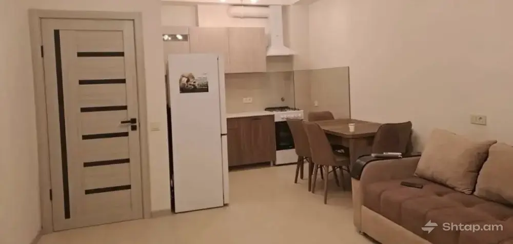 Վարձով 3 սենյականոց բնակարան Նոր Նորքում 0