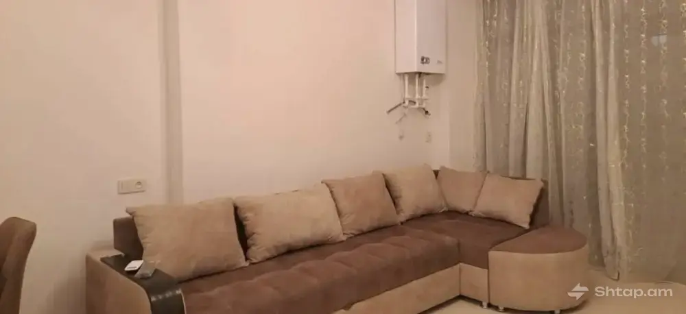 Վարձով 3 սենյականոց բնակարան Նոր Նորքում 3