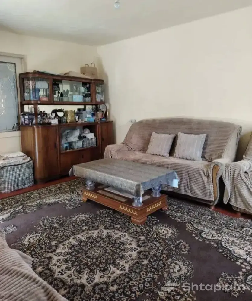 3-Room House Available for Rent 4