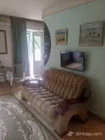 Apartment on Gyulbenkyan Street thumbnail 2