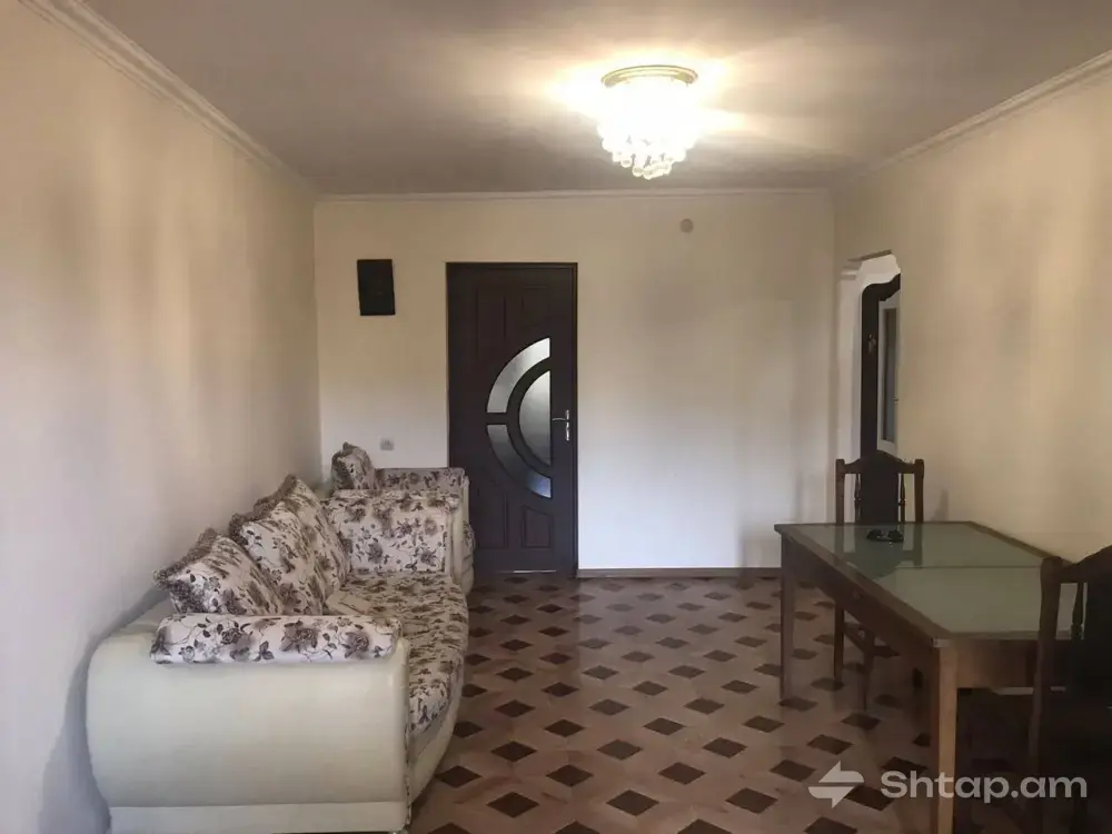 Rent an Apartment in the Center 1