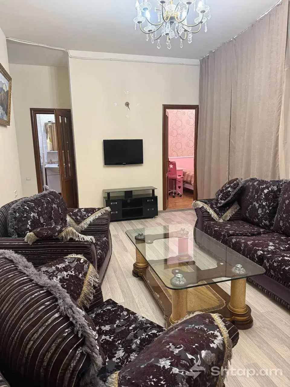 Rent a New Apartment in the Center 0