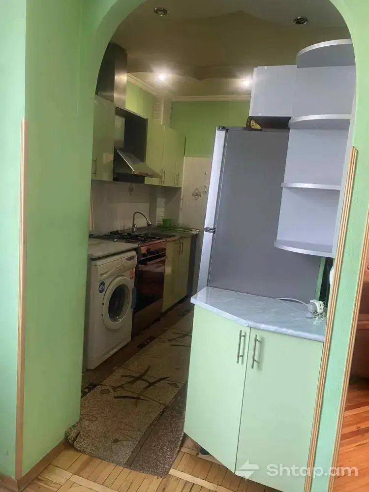 Վարձով բնակարան Վանաձորում՝ 3 սենյականոց, արևոտ 1