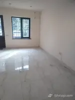 Space for Rent Near <Izmirlian> Medical Center image thumbnail 3